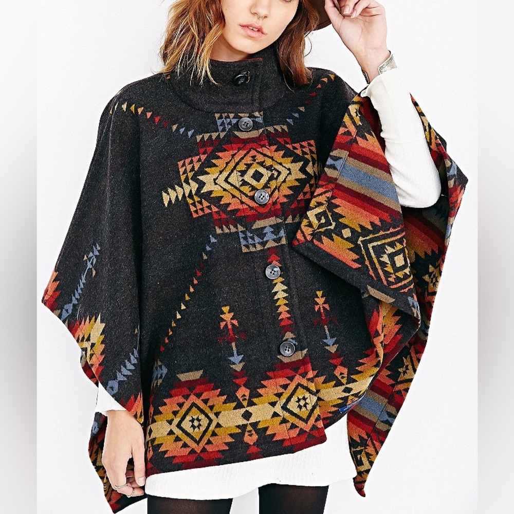 Women's Pendelton Chaparral Reversible Poncho